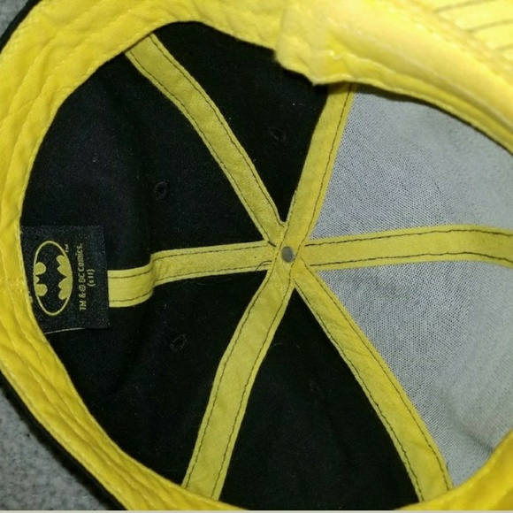 Batman fitted cap - Picture 2 of 2
